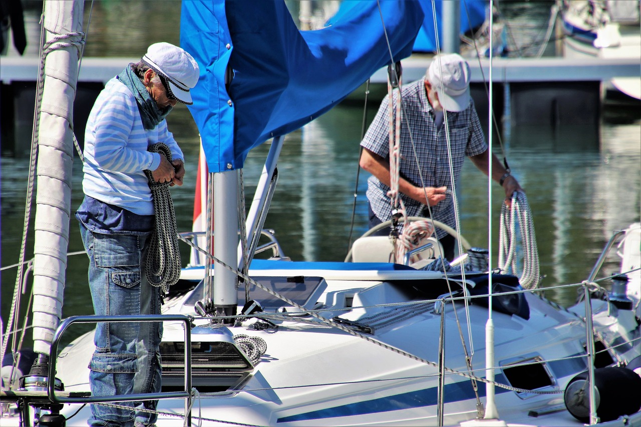 Popular boat accessories and how to choose the one for you