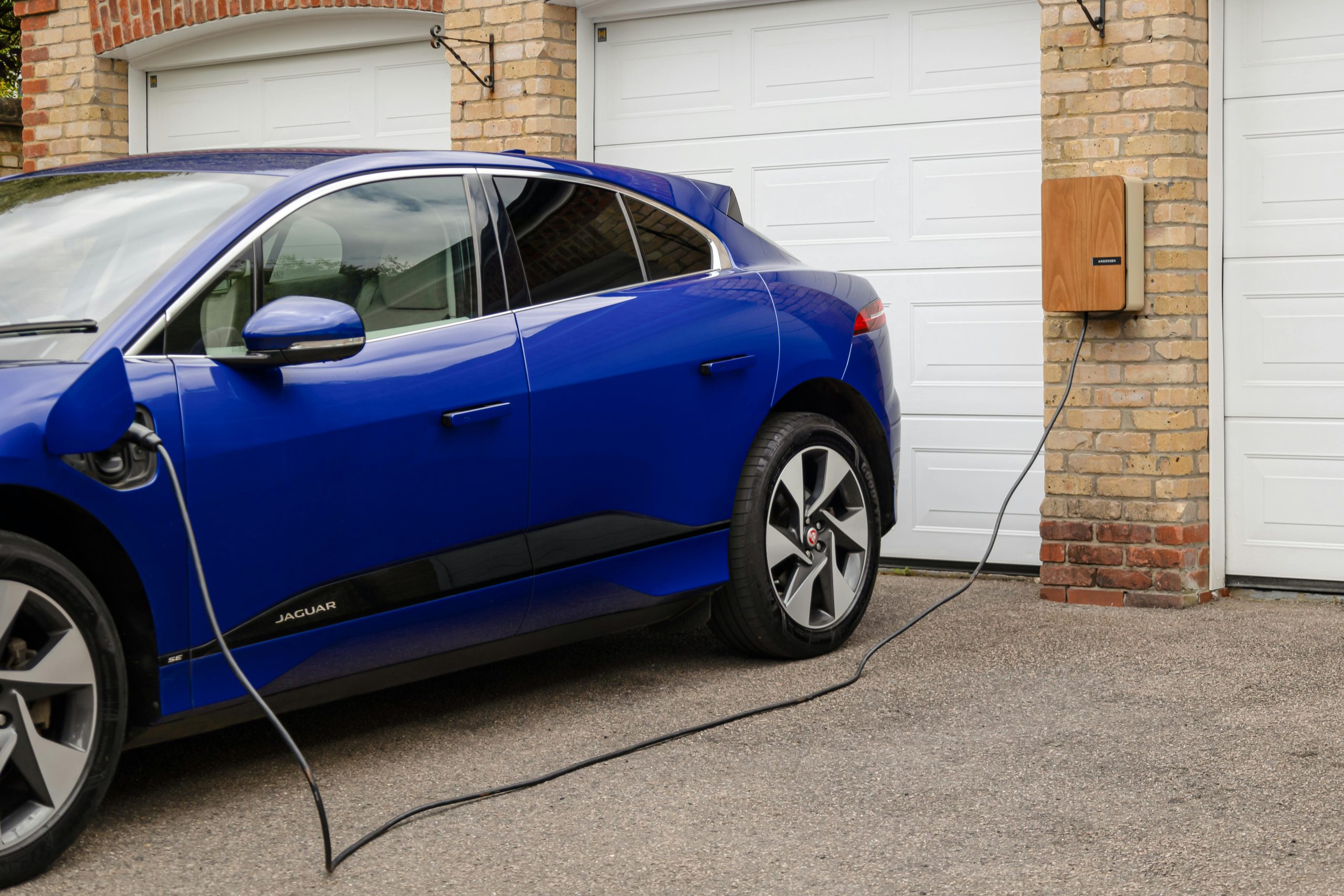 Installing Electric Car Chargers For First-Time EV Owners